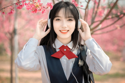 1752515 (a): :2700x1801